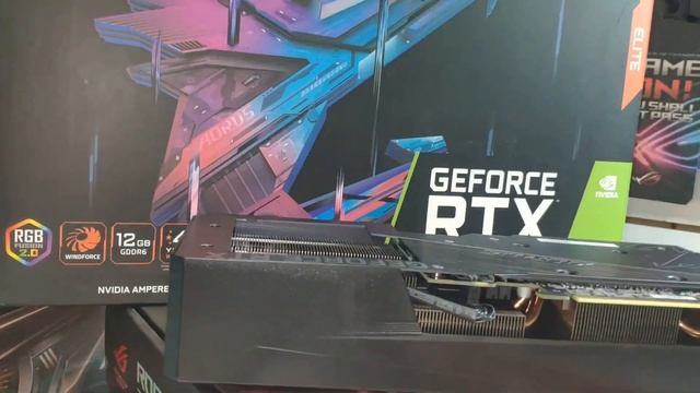ASUS против GIGABYTE. Нюанс сборки. Видеокарта с толстым бэкплейтом упирается в память. смотреть онлайн