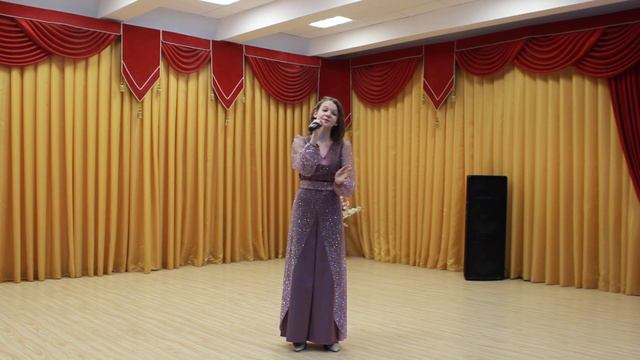 Истомина Анастасия 11 лет, Живи, Россия моя. муз и сл. Д. Воскресенский смотреть онлайн