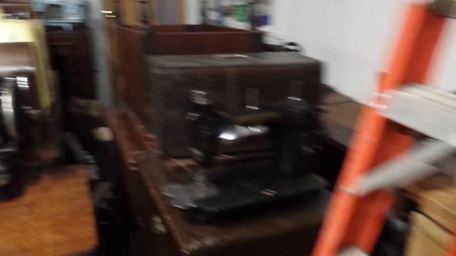 Help me find a lost sewing machine among hundreds and hundreds смотреть онлайн