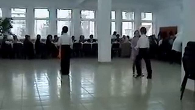 Torok Franciska & Molnar Akos - Vals lent, quick-step, cha-cha-cha, jive.mpg смотреть онлайн