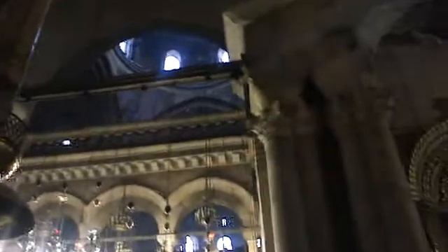в храме гроба Господня.Свечи.MP4 смотреть онлайн
