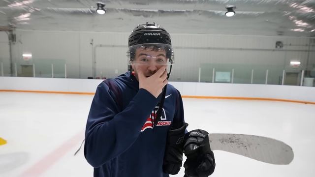 HOCKEY CAGE vs. VISOR vs. SHIELD - WHICH IS THE BEST? смотреть онлайн