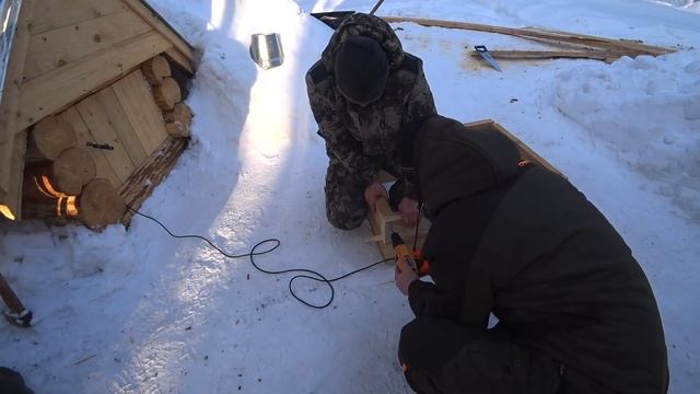 Три дня и две ночи в лесной избе | Начали облагораживать родник | Хлеб на дровах | Жульен в казане смотреть онлайн
