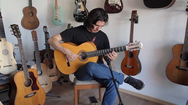 Vicente Carrillo flamenco guitar 2012 - amazing high end flamenco guitar смотреть онлайн