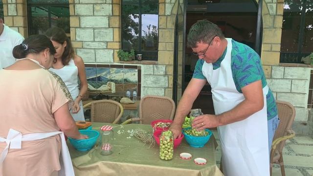 Как мы солили оливки! смотреть онлайн