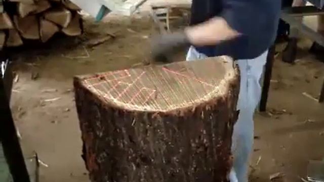 Разметка и колка дубового кряжа для производства дубовых бочек смотреть онлайн