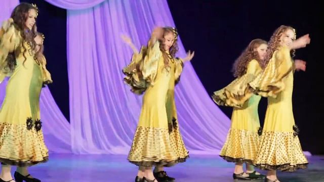 Девочка кокетка, Народный коллектив «Театр танцев «Лила», г. Чернигов смотреть онлайн