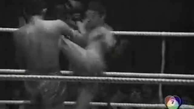 Put Lorlek vs. Kongdet смотреть онлайн