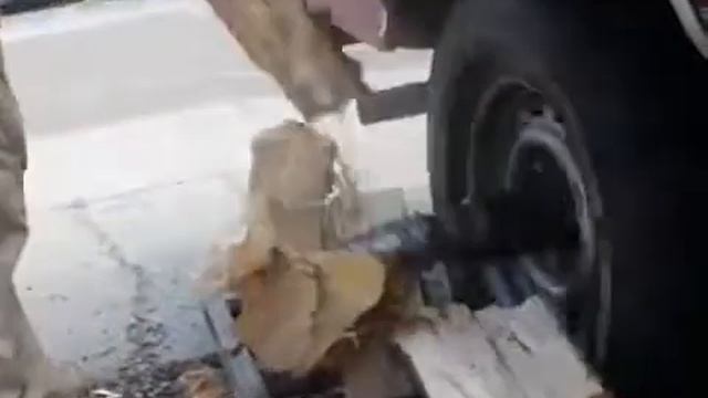 Когда лень рубить дрова топором смотреть онлайн