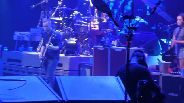 "Dirty Water" Foo Fighters & Violet Grohl@Madison Square Garden New York 7/17/18 смотреть онлайн