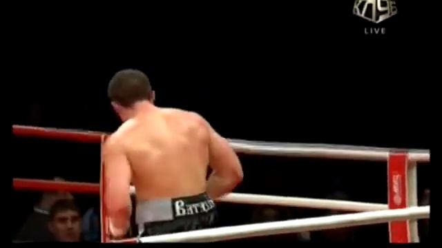 РУсский Витязь против Сантандера Сильгадо смотреть онлайн