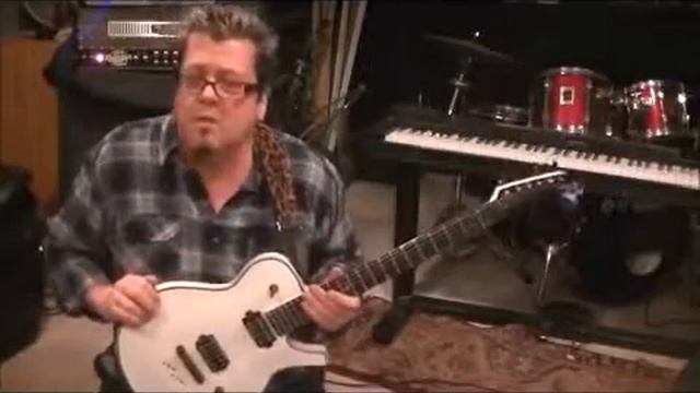 SURVIVOR - EYE OF THE TIGER - Guitar Lesson by Mike Gross смотреть онлайн