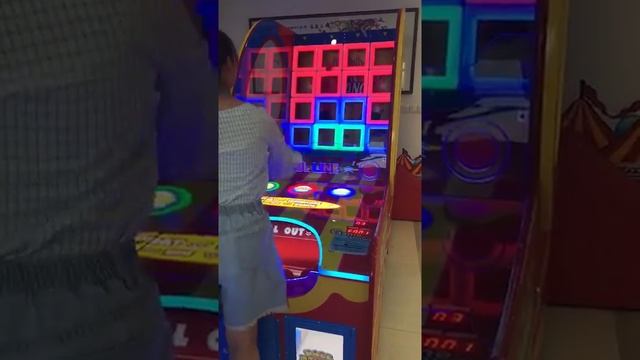 Balls Monster Shooting Game Machine смотреть онлайн