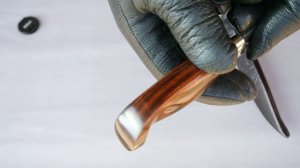 Финский нож с богатым клинком.