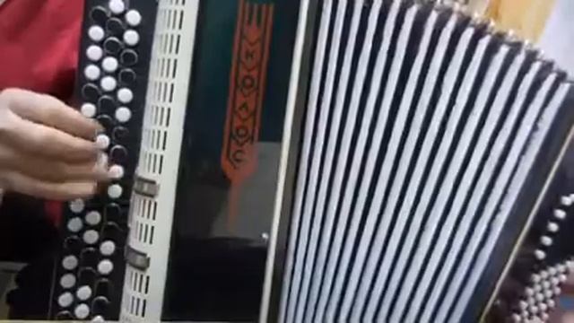 Расцвела сирень черёмуха в саду. смотреть онлайн