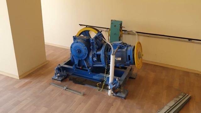 Самый «сложный» «ремонт» лифта