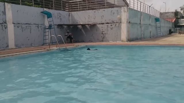 Влог 78. Индо - русская семья в Гоа, 2018.Сезон дождей в Гоа. Купаемся в бассйне в Мапсе.