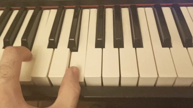 Как играть Rubbstein Enter Sandman на Пианино смотреть онлайн