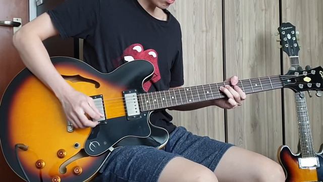 Epiphone ES-339 vs Dot смотреть онлайн
