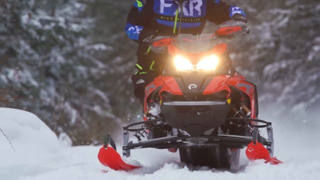 2022 Lynx RAVE RE Full Snowmobile Review смотреть онлайн