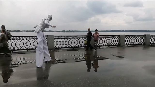 RUSSIA SAMARA НАБЕРЕЖНАЯ САМАРЫ АХ, ВЕСЕЛАЯ ИНТЕРЕСНАЯ САМАРСКАЯ НАБЕРЕЖНАЯ-YOUTUBE смотреть онлайн