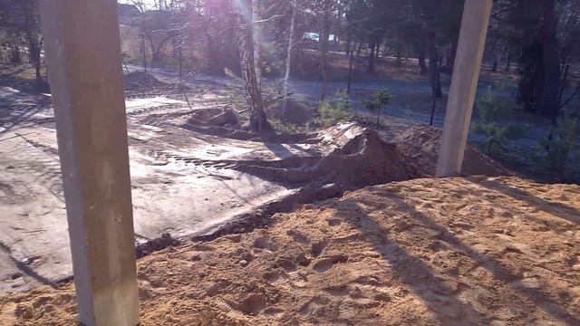 Niwelacja terenu czyli jak stracić 5000zł w jeden dzień?! #DomZa100 #97 смотреть онлайн