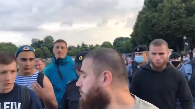 ЛЕВ ПРОТИВ ОТХВАТИЛ ОТ ВДВ. ДРАКА смотреть онлайн