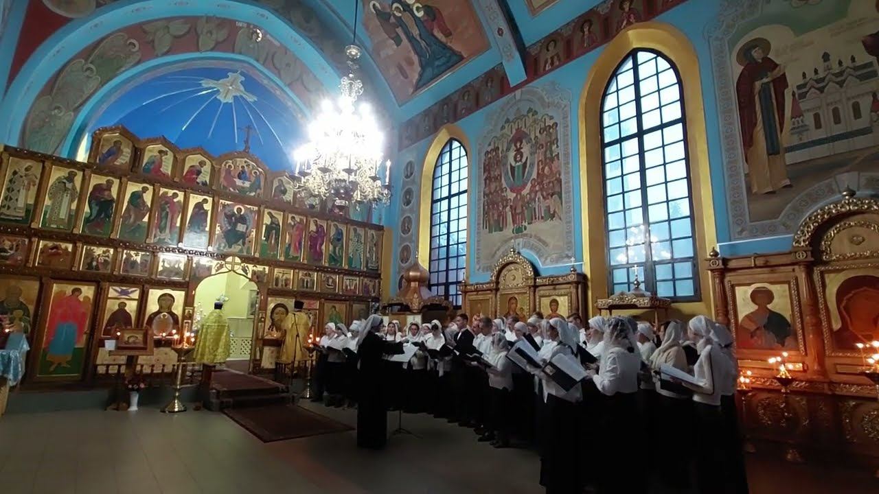 Литургия в Покровском храме г. Калининграда 25 ноября 2023 г.