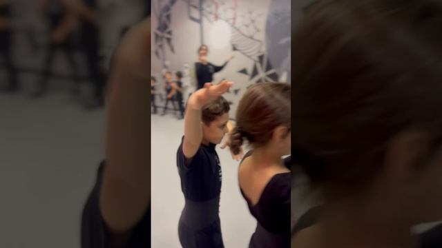 Султан и Галина? #москва #тренды #хореография #рекомендации #dance #кавказ #лезгинка #дети смотреть онлайн
