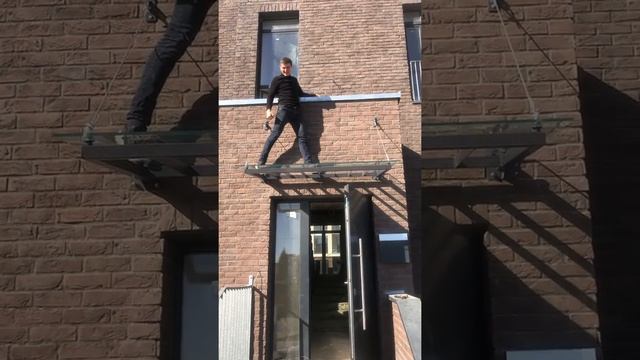 Монтаж скляного дашка смотреть онлайн