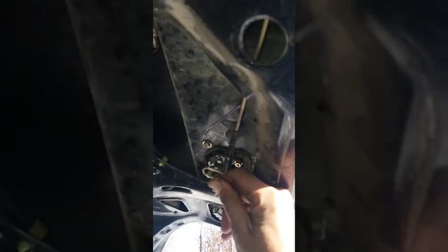 Как Аткрыт багажник когда заммок сломан на ауди 100 смотреть онлайн