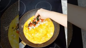 Самый вкусный завтрак, омлет в лаваше