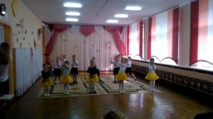 Губки бантиком, бровки домиком