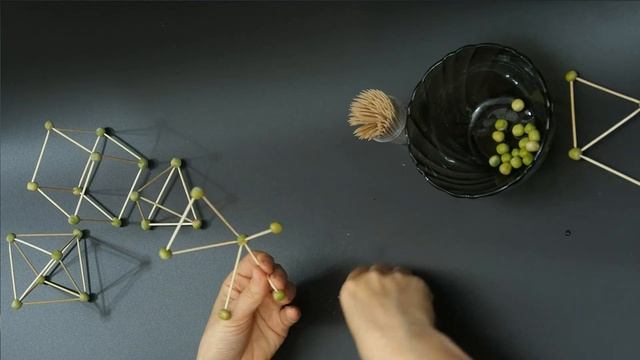 Гороховый конструктор: октаэдр и икосаэдр. 3D конструктор своими руками. Геометрия для детей смотреть онлайн