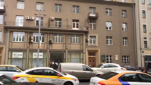 Пробка на 1-й Тверской Ямской утром 15 октября