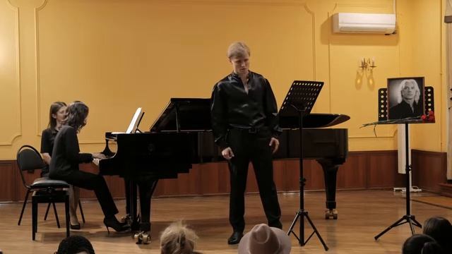 Г.Свиридов. Вокальный цикл Отчалившая Русь.Семен Антаков (баритон) Анастасия Богучарова (фортепиано смотреть онлайн