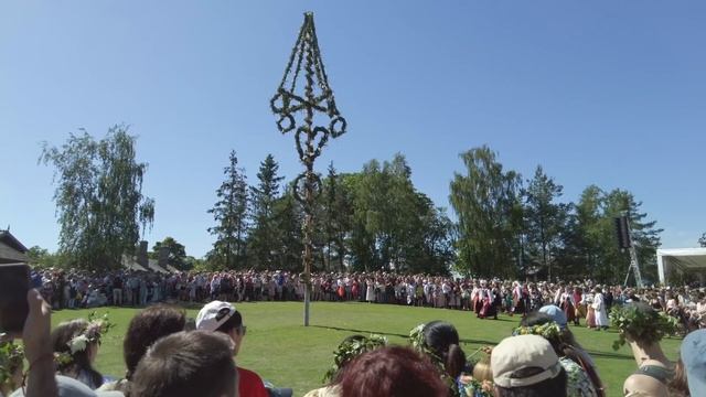 Swedish Midsummer Celebration in Stockholm | Midsommar 2022 Skansen (Uncut) смотреть онлайн