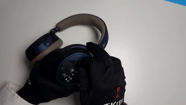 "SENNHEISER MOMENTUM 4 Wireless Unboxing "Denim or Blue"! смотреть онлайн