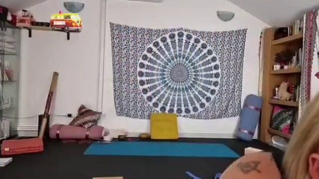 Hatha yoga Live session /sessione in diretta facebook смотреть онлайн