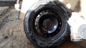 КАК ПОКРАСИТЬ ДИСКИ НЕ СНИМАЯ РЕЗИНЫ. Покраска дисков