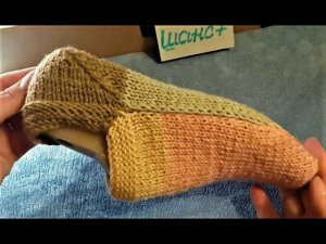 Следки за пару часов /Двумя спицами/ Без швов