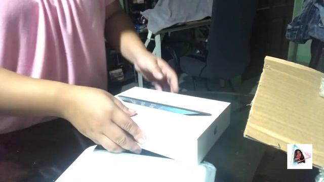 Unboxing Ipad Mini 1 bought from Shopee | Tin Glipa смотреть онлайн