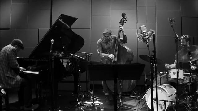 Andile Yenana Quartet: Rwanda