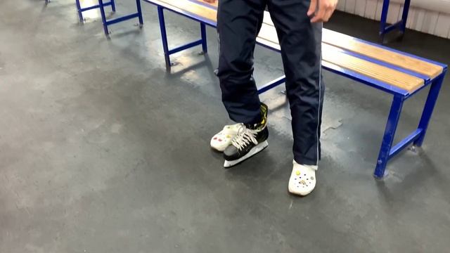 Подготовка хоккейных коньков CCM Super tacks смотреть онлайн