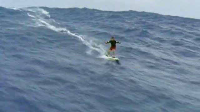 Волна 'Пасть акулы' Волна, проходящая раз в 4 года Пасть Акулы Невероятное зрелище! смотреть онлайн