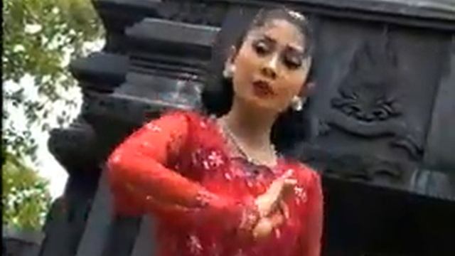 Lagu KAYANGAN API karya Sun Yahya смотреть онлайн