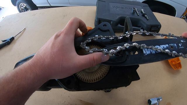 How to put the CHAIN back on a WORX 8" Electric Chainsaw - Amazon Easy DIY смотреть онлайн