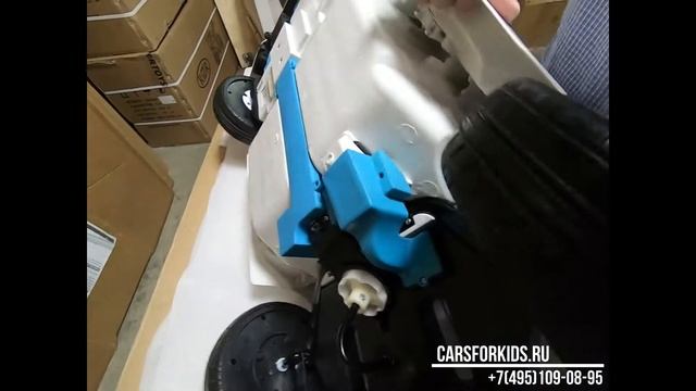 Сборка детского электромобиля Bentley EXP12 JE1166. смотреть онлайн