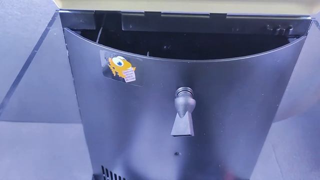 Аквариум для рыбок AquaSyncro FH-08 WHITE, акрил, белый, 8л, 206х205х257мм, LED светильник + помпа смотреть онлайн