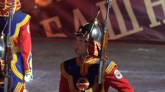 Mongolia performs 2016 Spasskaya Tower Military tattoo смотреть онлайн